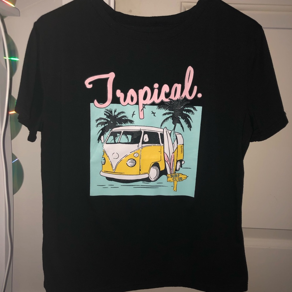 Black tee
